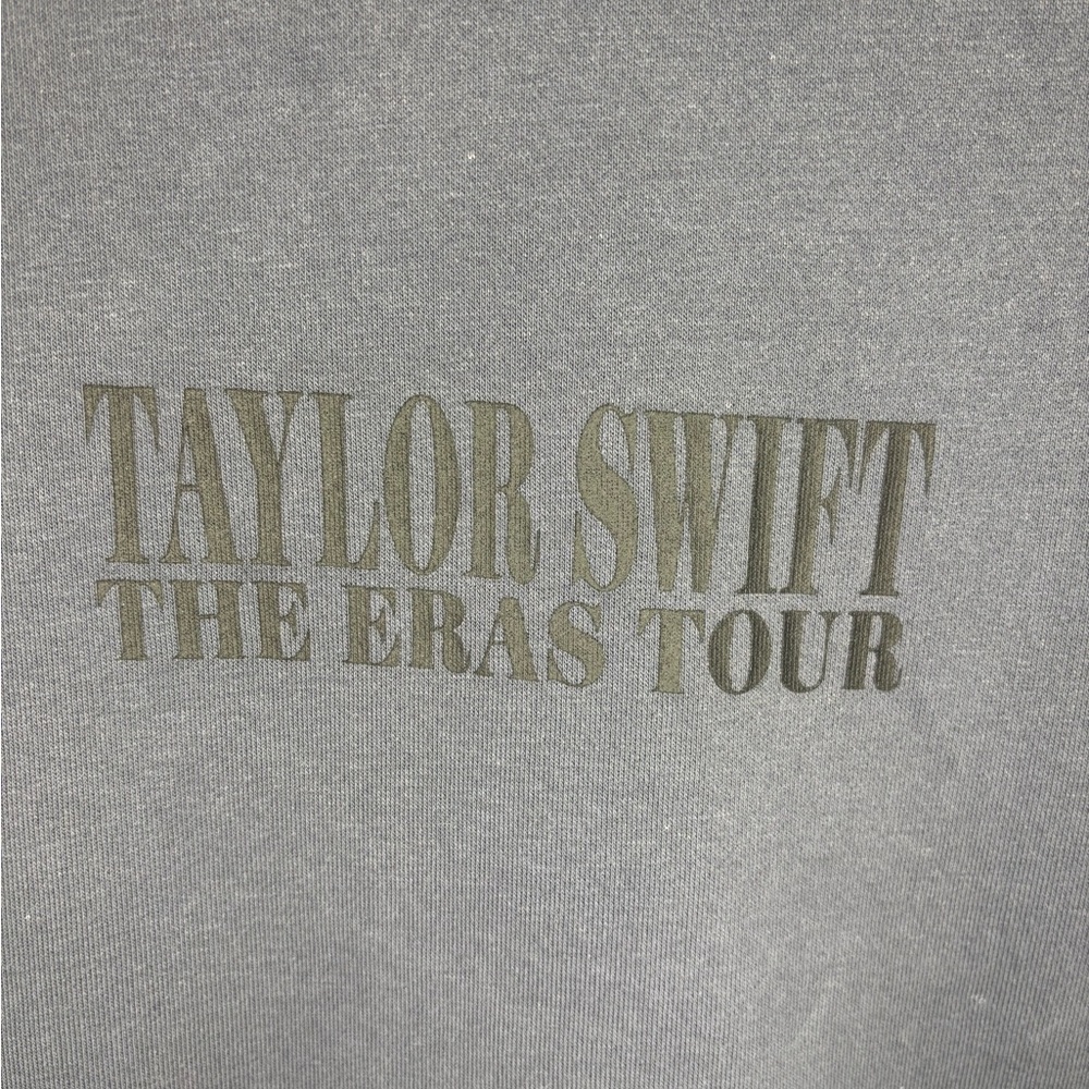 Taylor Swift The Eras Tour Hoodie Size XL - Picture 5 of 6